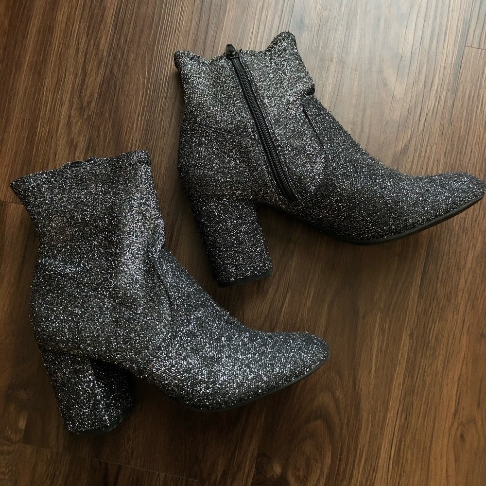 American Eagle Glitter Sock Booties